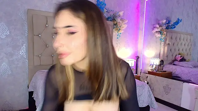 nini_love01's Live XXX Chat
