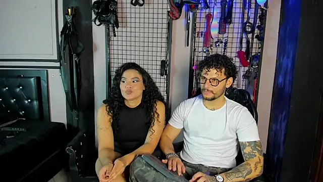 Twisted_Fantasy Live XXX-chat