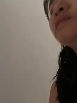 daaqnn élő XXX-chatje