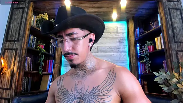 Donovan_Desmond Adlı Modelin Web Kamerası Şovu