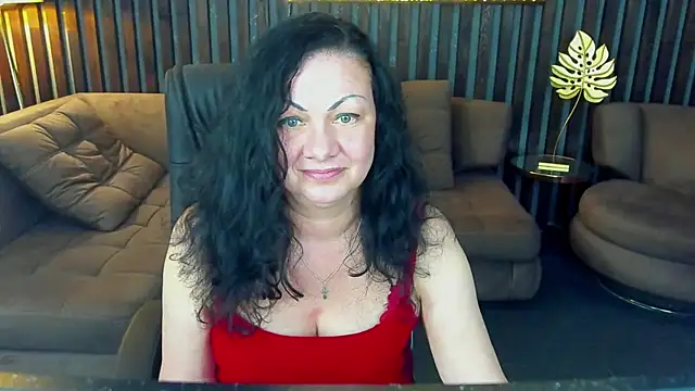 Show modela IrissMoon na web-kameri