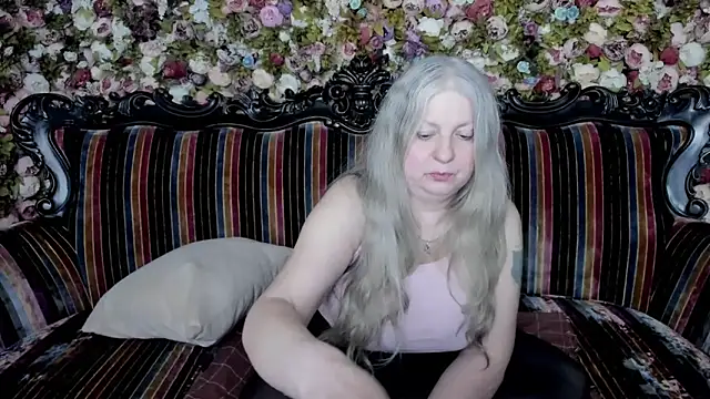 Chat +18 de mariabelladonna ao vivo