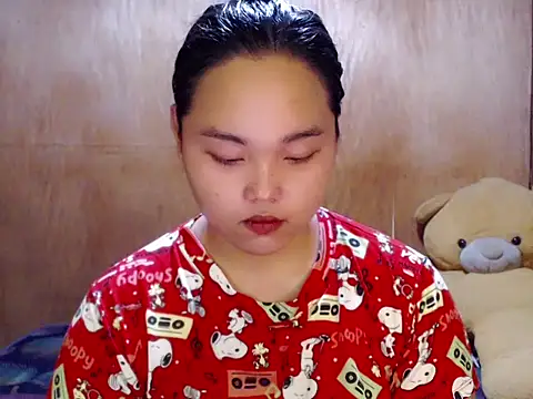_Lylia 在線直播表演