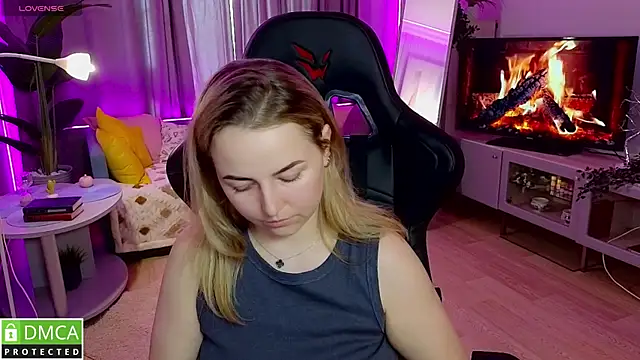 Mira_Mermayd Chat XXX in diretta