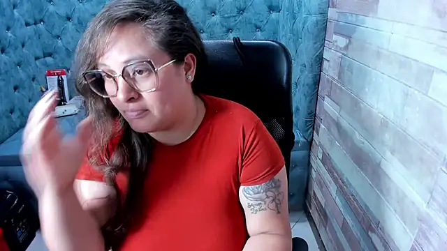 Sarah_Boobs_ Live XXX-chat