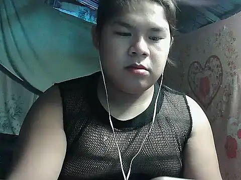 Huntrix2025's Webcam Show