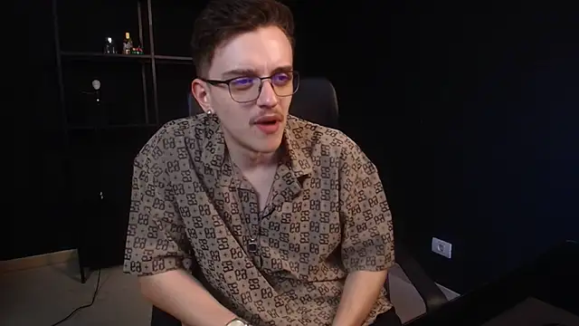 FelixStarkk élő XXX-chatje