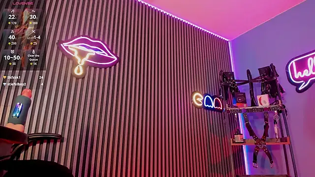 Maximoking26's Webcam Show