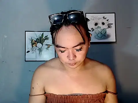 Asianblk_barbiedoll Pertunjukan Webcam