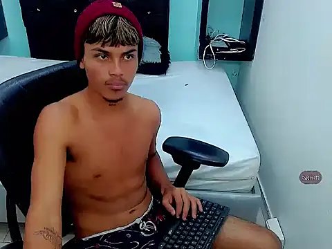 Show modela Angel_foxc13 na web-kameri