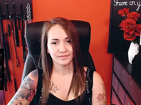 _MissJaneWarren_'s Live XXX Chat