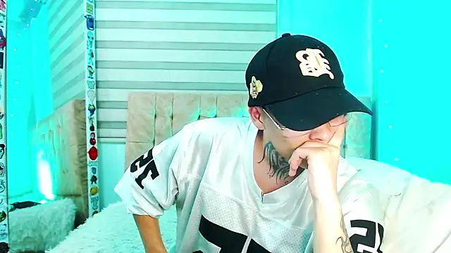 Czat XXX na żywo – _justinmoon2