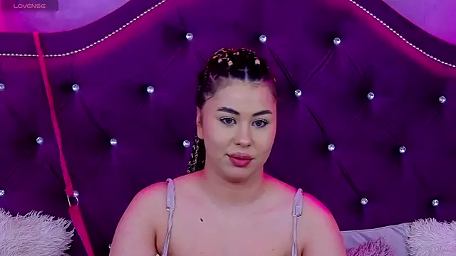 DaianaKimberly Webcam show