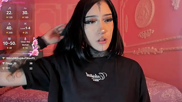 Kat_VonDe's Live XXX Chat