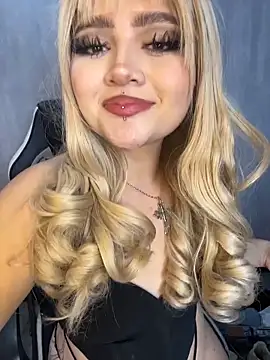 دردشة lya_nekko_ الجنسية المباشرة