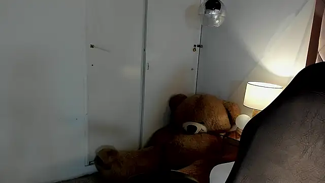 dulce_lyraa1 élő XXX-chatje