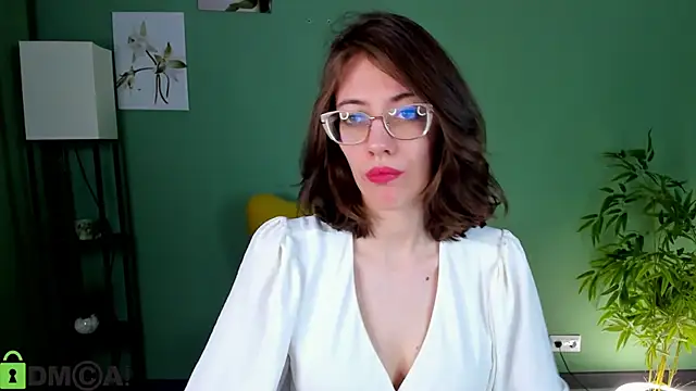 eva_sicret XXX чат на живо