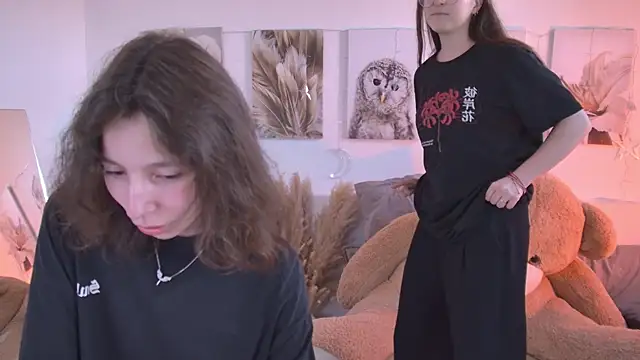EmmanuellBrown Adlı Modelin Canlı XXX Sohbeti