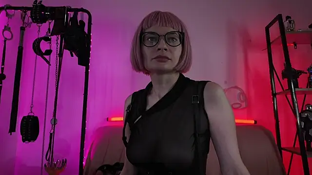 دردشة CyberXGoddess الجنسية المباشرة