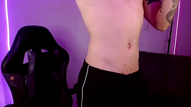 H3ll_B0I's Live XXX Chat