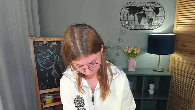 katymeaw's Live XXX Chat