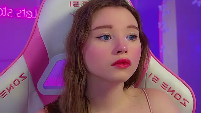 Živý XXX chat KeiraAsti