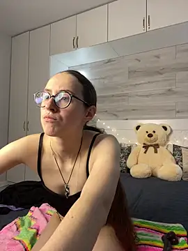 Chatroom XXX en direct de MartiniiSelenna