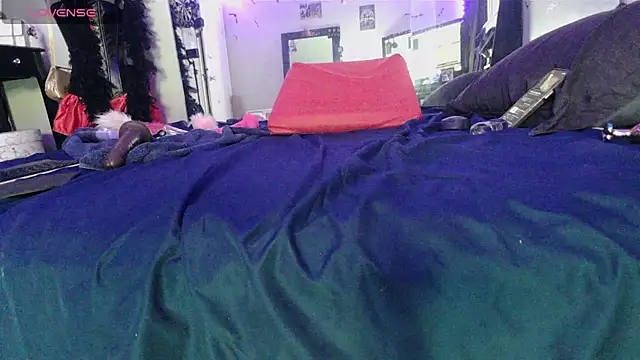 Karmagirl67 Webcam Show