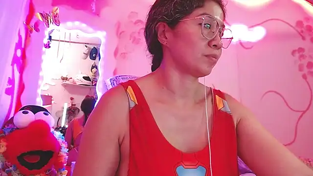 dainaflowers live XXX chat