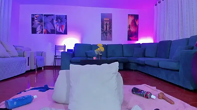XXX chat uživo modela mia_peyton