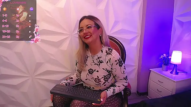Azaahara_ Chat XXX live
