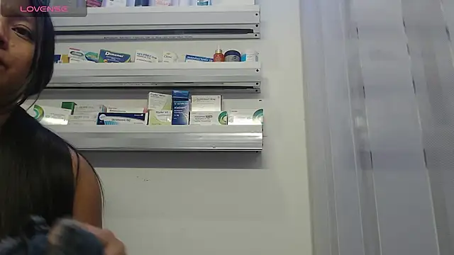 Chatroom XXX en direct de Sol_vannesa
