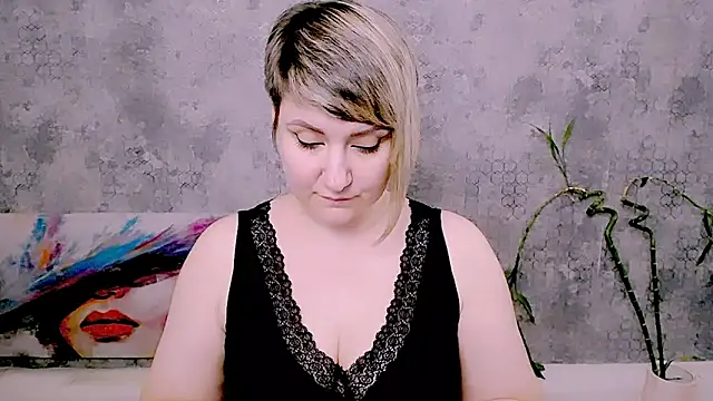Czat XXX na żywo – Djullia