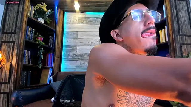 Chatroom XXX en direct de Donovan_Desmond