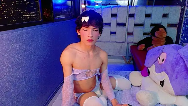 AlecciaNova – Live XXX-chat