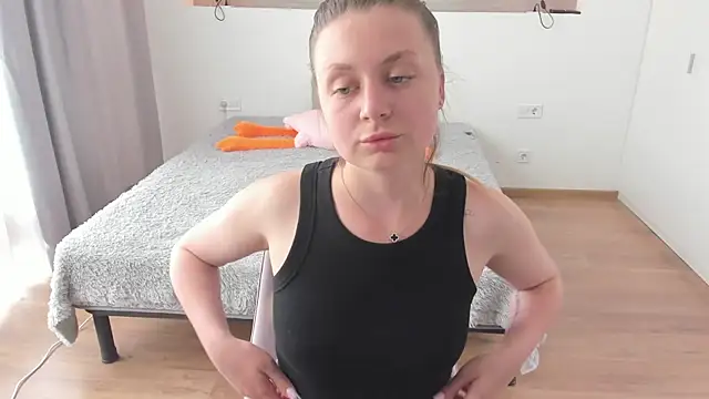 Kitkatvel Adlı Modelin Canlı XXX Sohbeti