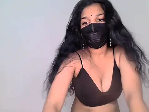 suzan_melly Show Webcam