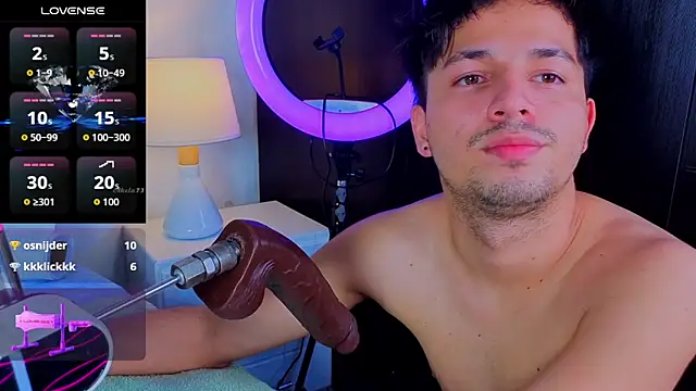 Issac_james_ Adlı Modelin Canlı XXX Sohbeti