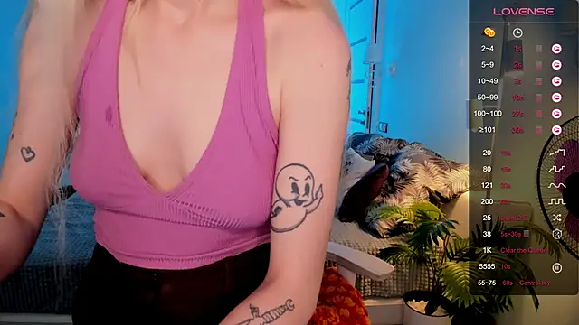 AnyaTaylor_ élő XXX-chatje