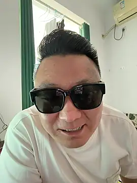 langzi-888 Chat XXX in diretta