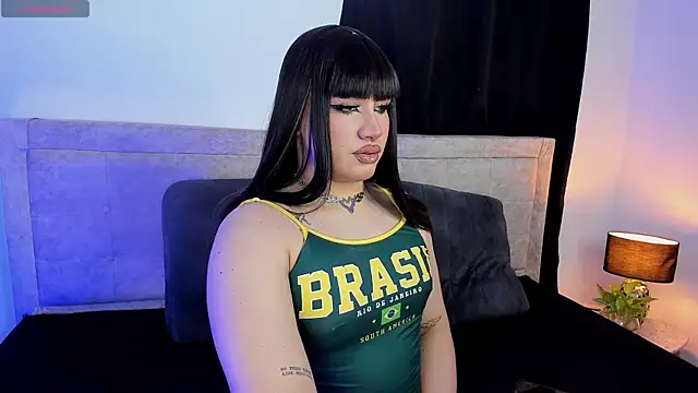 Stormi_Canniggia Chat XXX in diretta