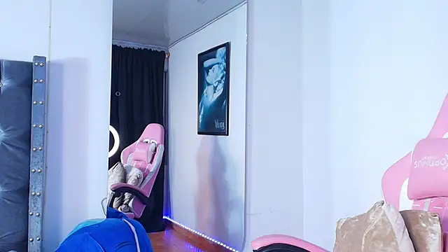 GraceWallace_ élő XXX-chatje