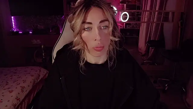 Živý XXX chat AnnieGOld_