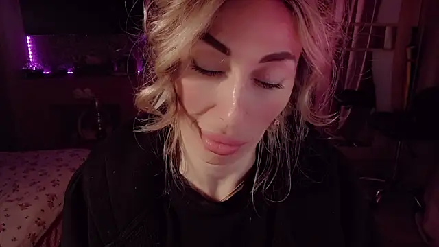 AnnieGOld_: απευθείας συνομιλία ΧΧΧ