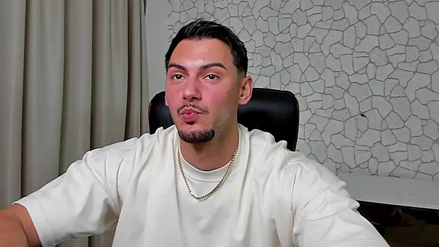 Chat XXX ao vivo de ClintMasters