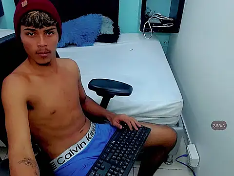 Angel_foxc13 Webcamshow