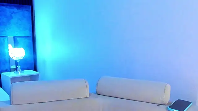 Онлайн чат XXX AmmyJones_
