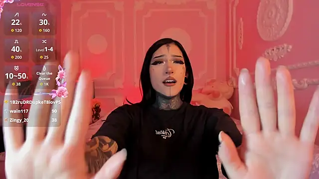 Kat_VonDe Live XXX Chat