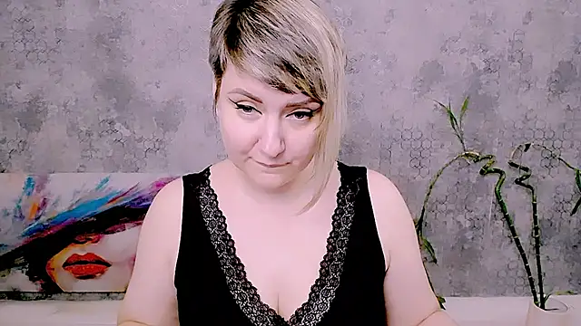 Chat +18 de Djullia ao vivo