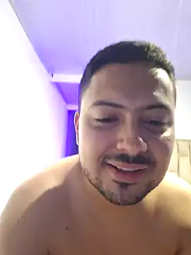 Show de ORTIZ96hot na webcam